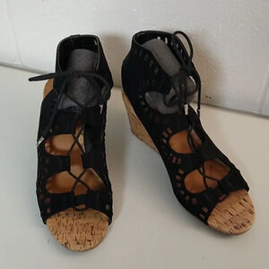 DV DOLCE VITA- CORK 2.5" WEDGE, SUEDE LOOK, CUT OUT, LACE WITH SILVER, SANDAL  8